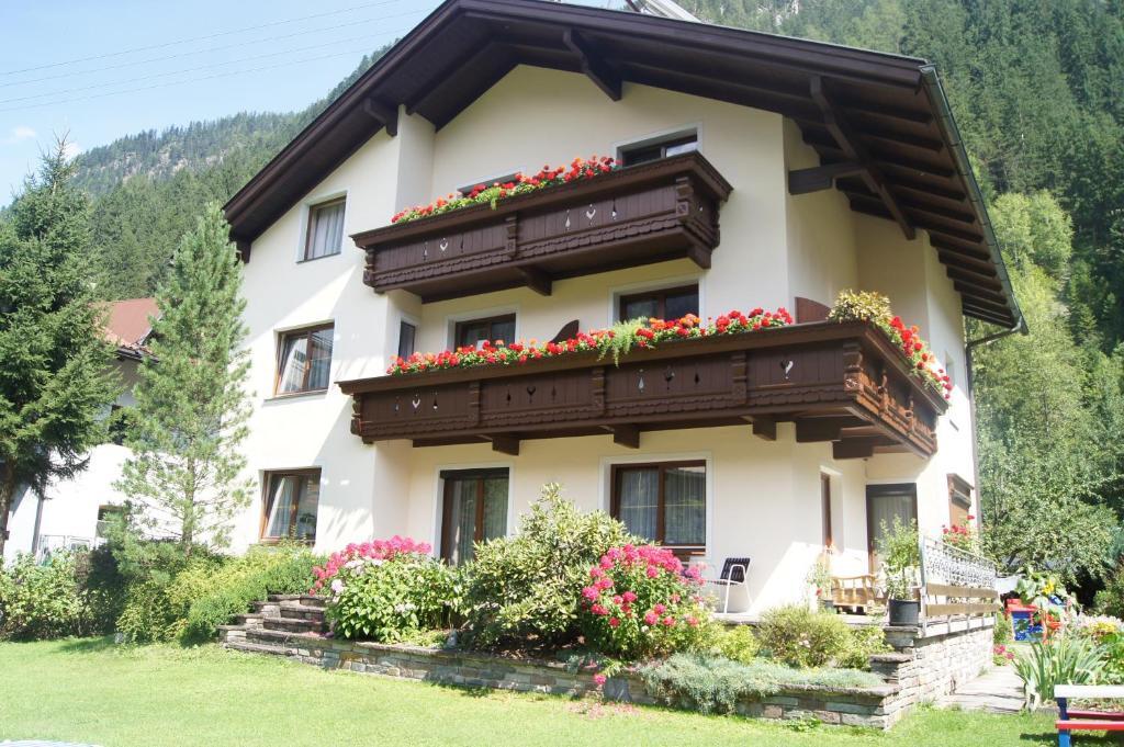 Haus Josef Mayrhofen Exterior foto