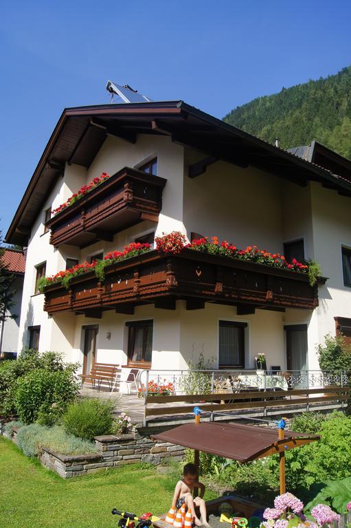 Haus Josef Mayrhofen Exterior foto